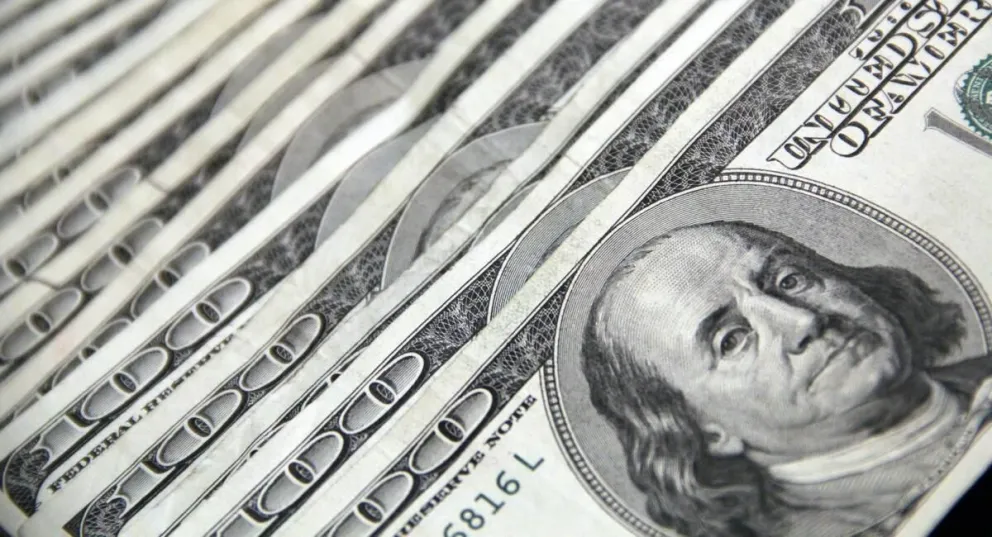 El dólar mantiene su subida en Bolivia. Foto: Unsplash