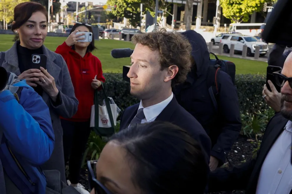 Mark Zuckerberg, director ejecutivo de Meta Platforms, llega para comparecer ante el tribunal en el Tribunal Superior del Condado de Los Ángeles en el centro de Los Ángeles, California, EE. UU., el 18 de febrero de 2026. EFE