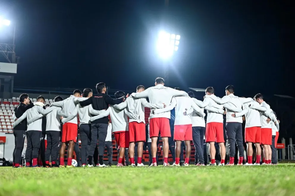 La previa de un entrenamiento anterior en el conjunto Millonario. Foto: Always Ready.