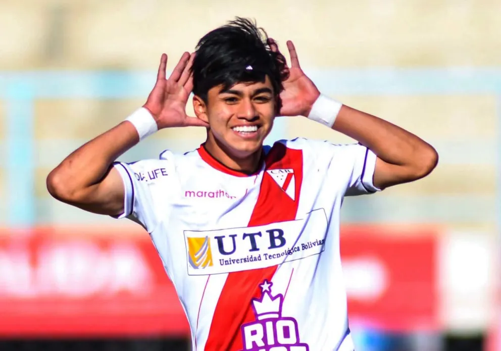 La celebración de Maraude para el único gol del compromiso. Foto: CAR