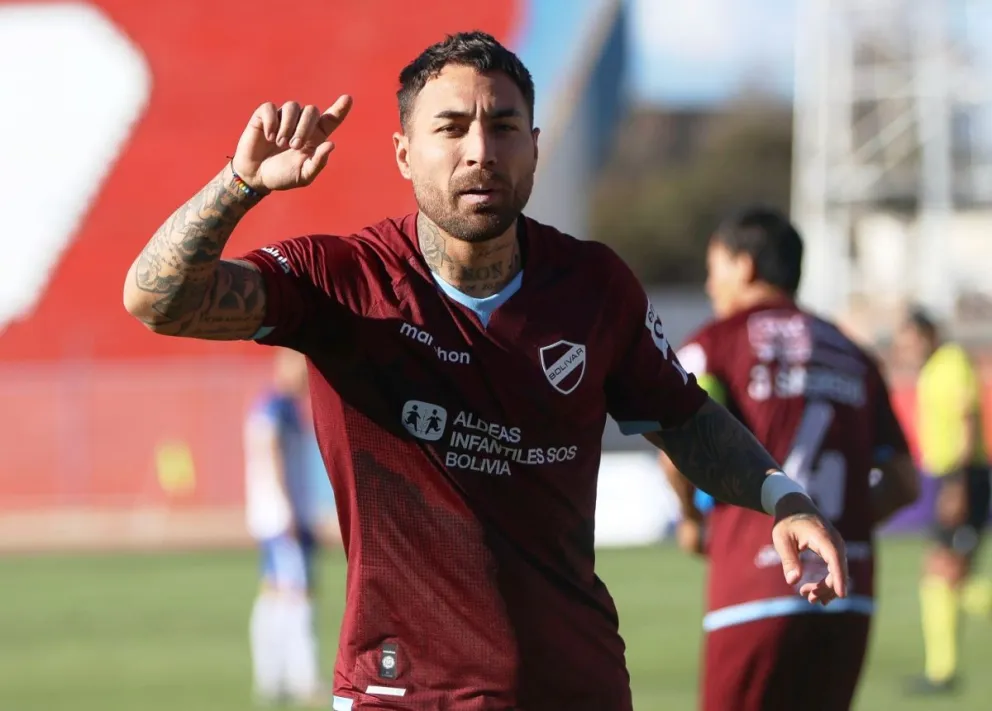 Damián Batallini celebra el penal que le marco a GV San José. Foto: APG