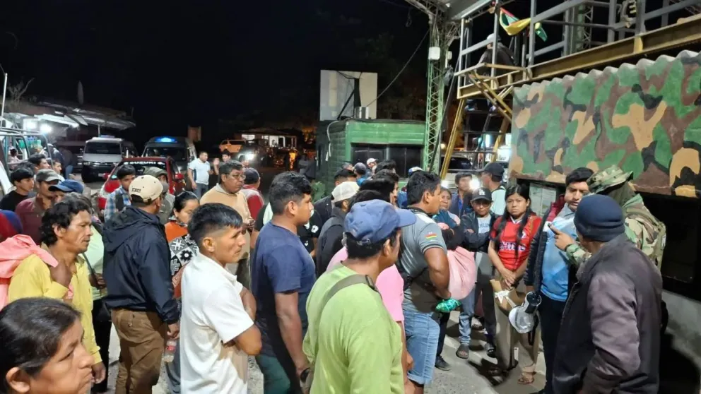Cocaleros tomaron el punto de control antidrogas de El Castillo, en el municipio de Villa Tunari, tras denunciar presuntos abusos de autoridad por parte de efectivos de la Felcn. Foto: RKC