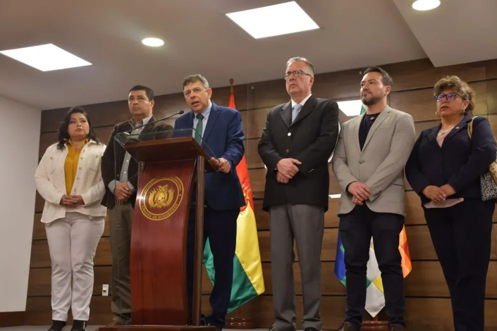 Legisladores empiezan a articular fuerzas para la reforma constitucional. Foto: Senado