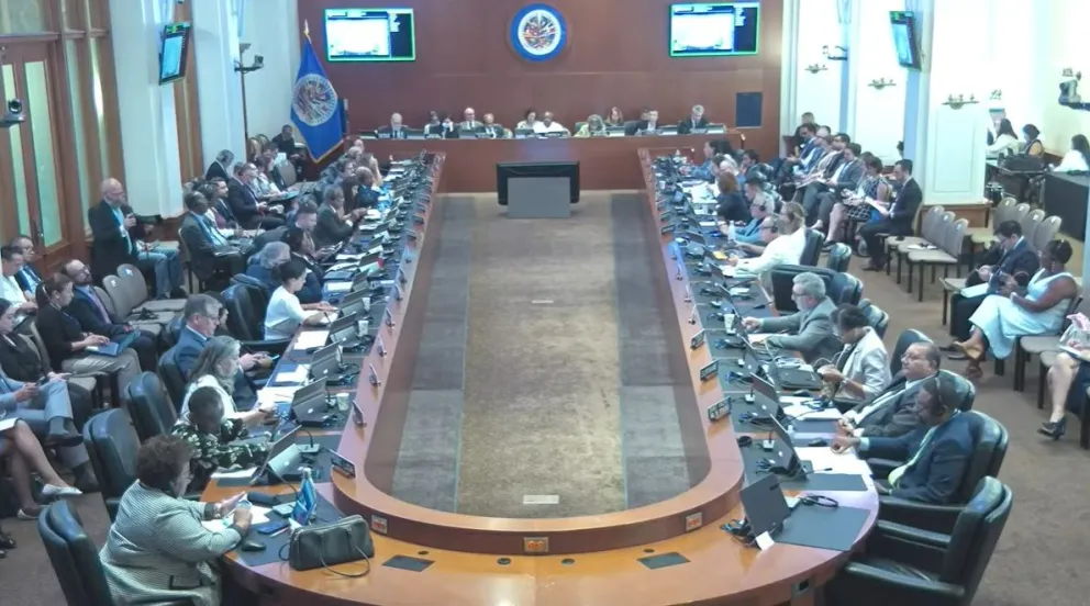 Sesión de la OEA en la que se presentó el informe. Foto: Captura de video 