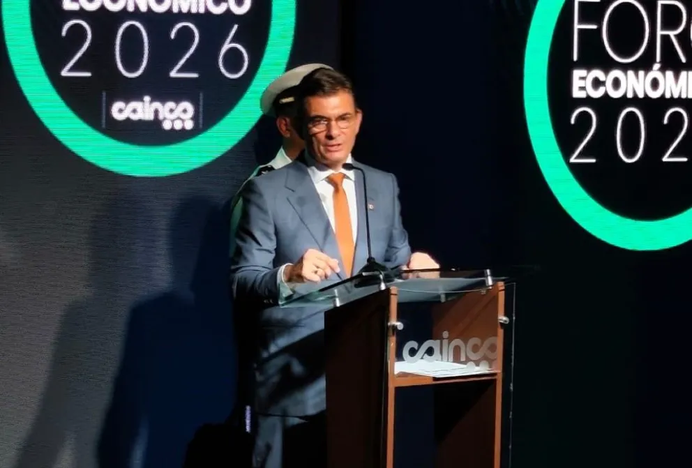 El presidente Rodrigo Paz en el foto empresarial en Santa Cruz. Foto: Oficina del Presidente 
