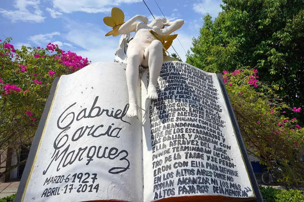 Fotografía del monumento dedicado al premio Nobel colombiano, Gabriel García Márquez, en Aracataca (Colombia). Foto EFE