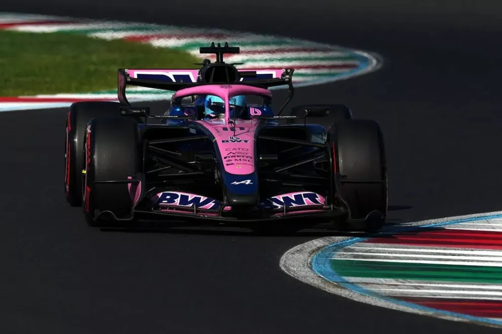 Pierre Gasly al frente de su bólido eln el GP se Monza. Foto: ATM