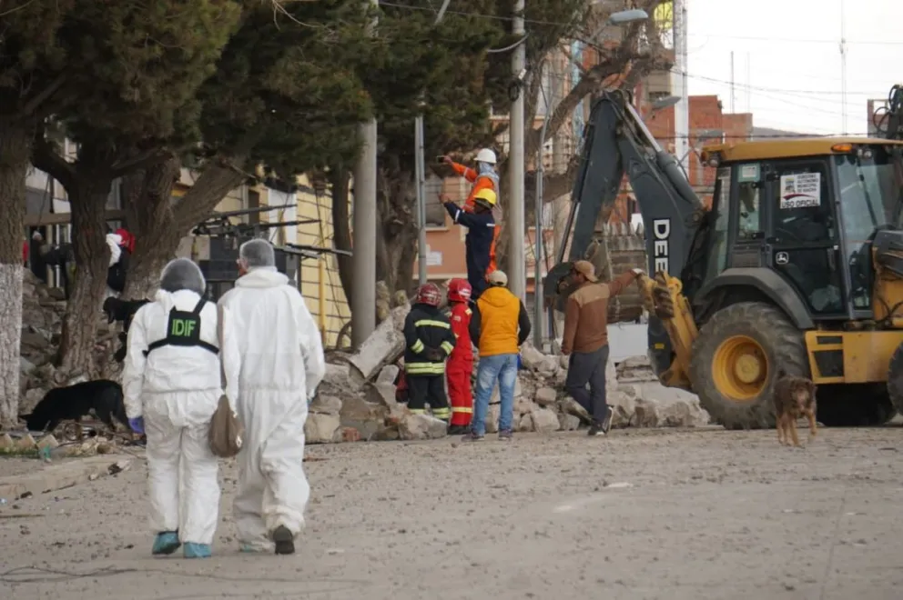 Personal del IDIF en la zona del siniestro. Foto: APG 