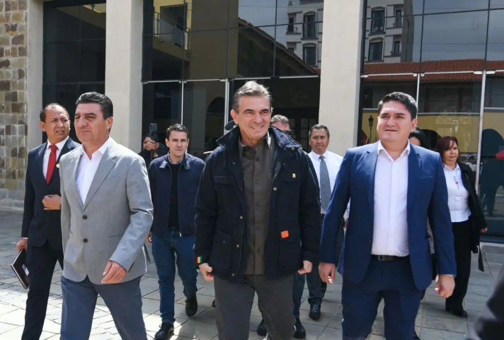 Rodrigo Paz durante su visita a Tarija, el sábado. Foto: Of. del Presidente 