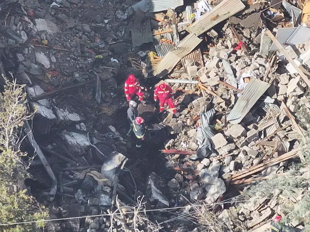 El lugar donde se registró la doble explosión. Foto: Defensa 