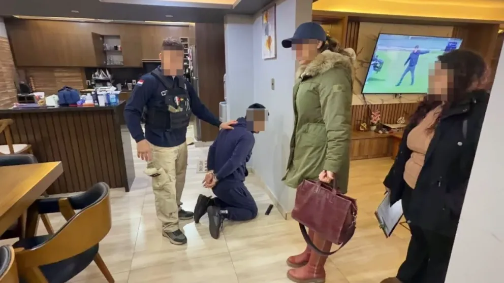 La captura de Dionisio Manuel Cáceres Cabrera. Foto: Policía Nacional del Paraguay