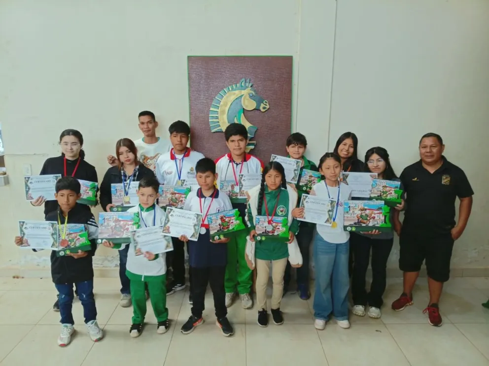 Los premiados del campeonato en Trinidad. Foto: Federación Boliviana de Ajedrez.
