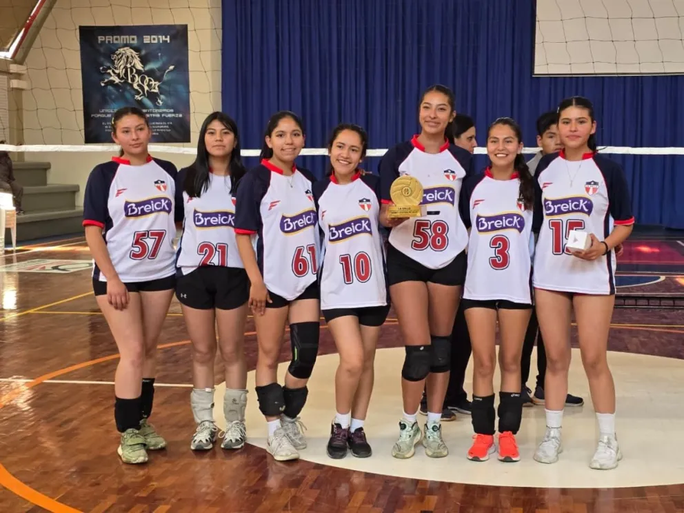 Las campeonas de Damas Sub-19: La Salle. Foto: Torneo Colegial de Vóley.