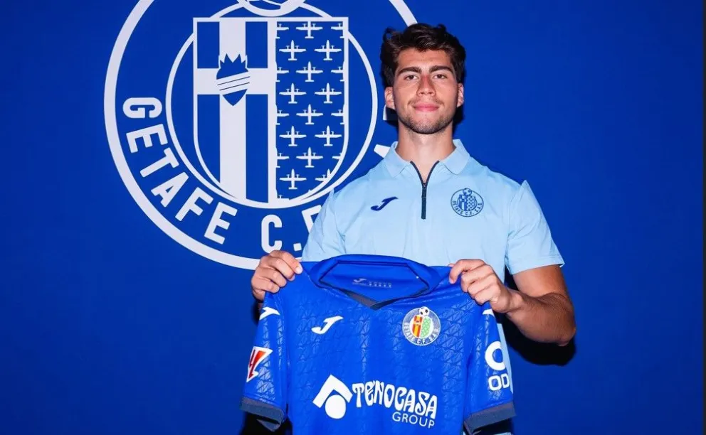 Óscar López el día que fue presentado como jugador del Getafe (5 de agosto). Crédito: Getafe CF