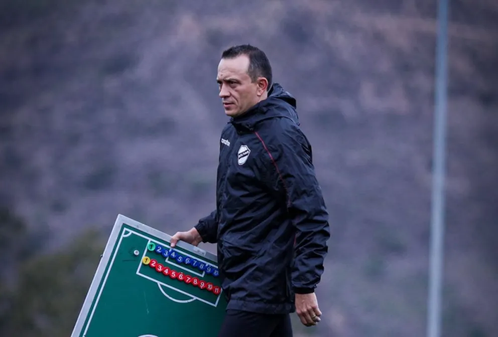 Restrepo no podrá atrasarse en la próxima Copa Libertadores. Foto: CB