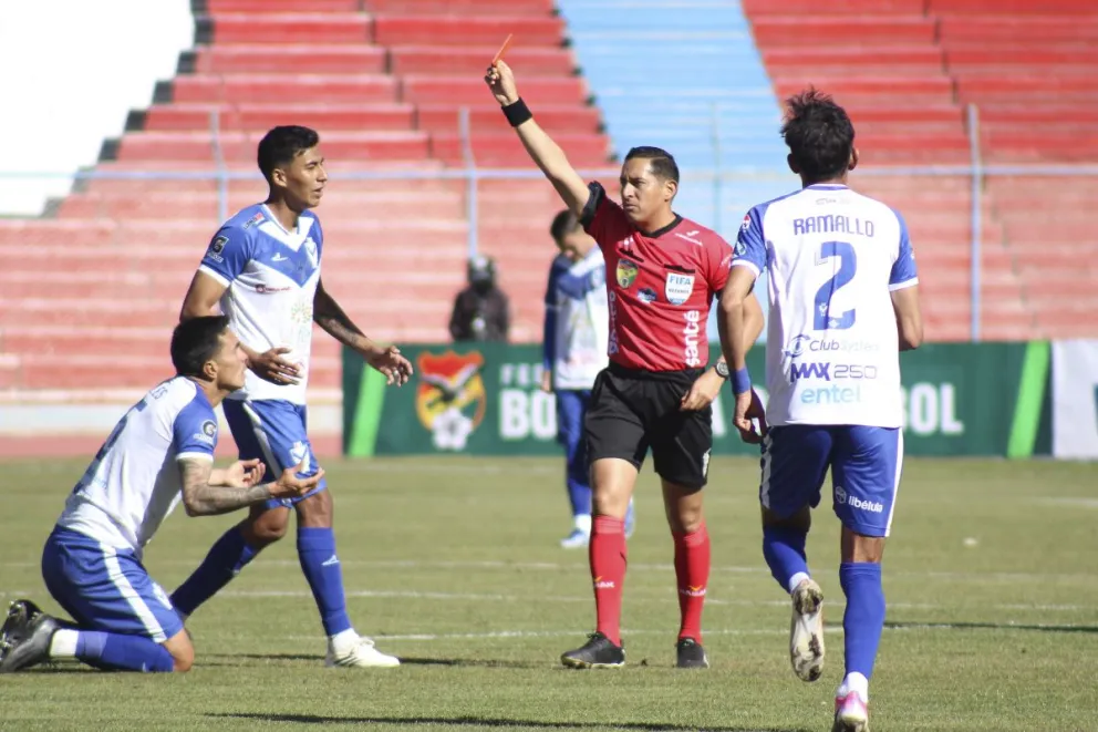 Los jugadores del Santo durante un partido que jugaron en la Capital de Pagador. Foto: APG