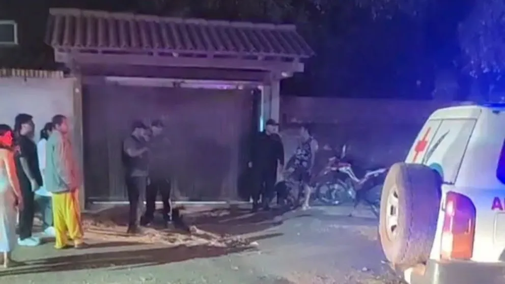La Policía llegó al lugar del crimen para realizar las primeras investigaciones. Foto: El Deber