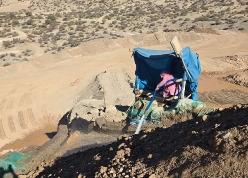 Explotación ilegal de oro en Tupiza, en el departamento de Potosí. Foto: AJAM