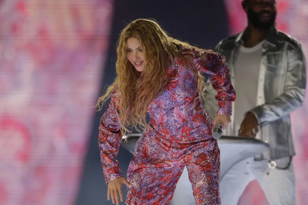 La cantante Shakira durante el primero de sus conciertos ofrecido este viernes en el Macondo Park del Recinto Iberdrola Music, en Madrid. EFE