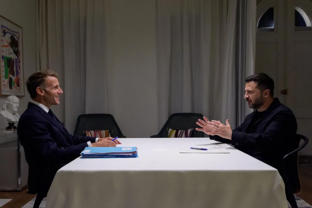 El presidente francés, Emmanuel Macron, se reúne en Nueva York con el presidente ucraniano, Volodímir Zelenski. Foto: EFE 