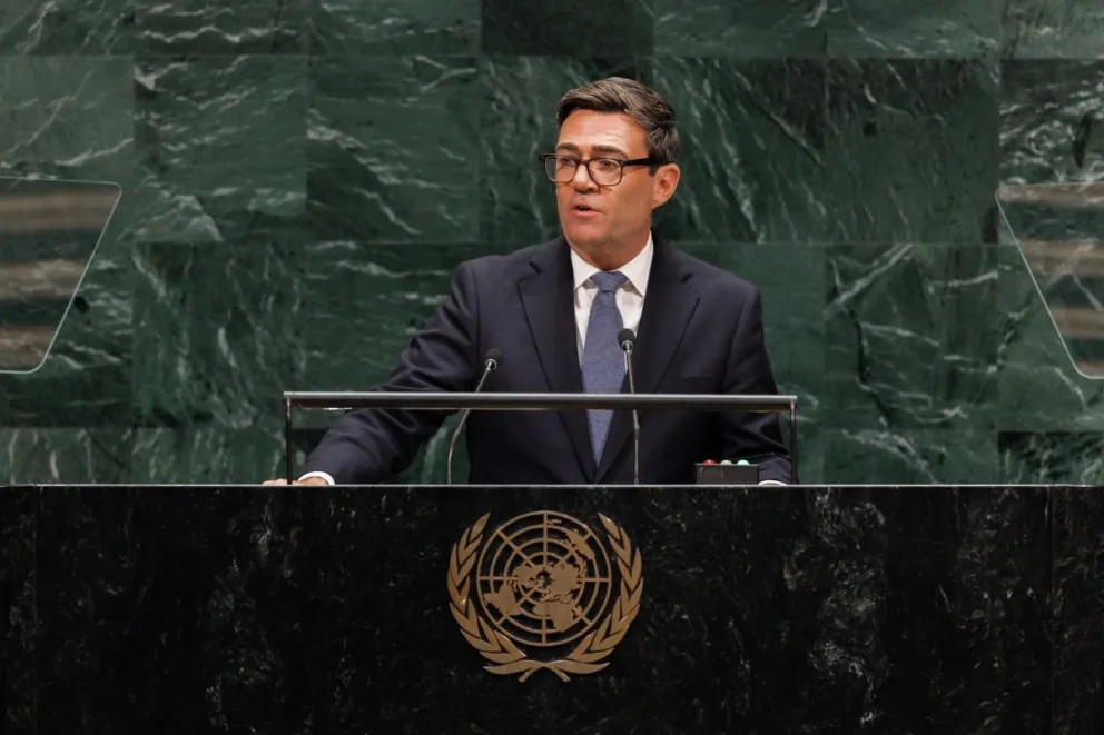 El primer ministro del Reino Unido, Andy Burnham, interviene durante el debate general del 81.º período de sesiones de la Asamblea General de las Naciones Unidas en la sede de la ONU en Nueva York, Estados Unidos, el 22 de septiembre de 2026. EFE