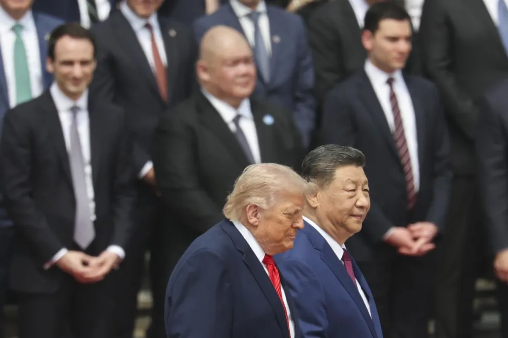 El presidente de Estados Unidos, Donald Trump, y el presidente de China, Xi Jinping, durante su cumbre el 14 de mayo de 2026 en Pekín (China). Foto: EFE