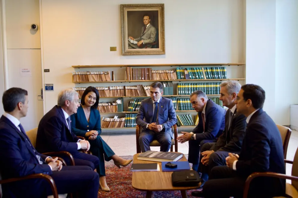 El presidente Rodrigo Paz se reunió con mandatarios y líderes de la región. Foto: Oficina del Presidente.