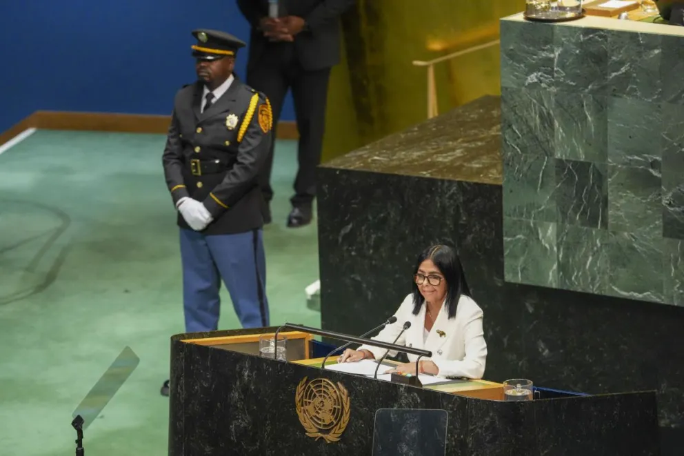 La presidenta encargada de Venezuela, Delcy Rodríguez, habla durante la 81ª Asamblea General de Naciones Unidas en Nueva York (Estados Unidos). Foto: EFE/