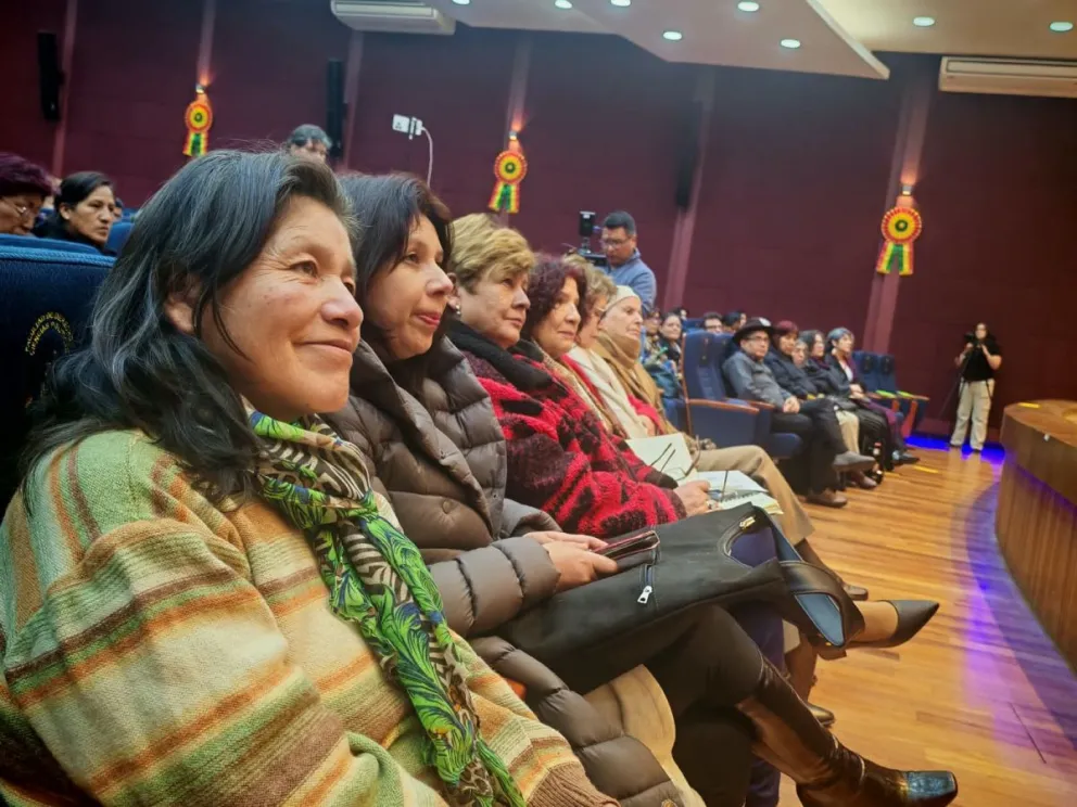 El encuentro también abordó las restricciones que enfrentan las organizaciones de la sociedad civil y el debilitamiento del espacio cívico en varios países de la región. Foto: Coordinadora de la Mujer