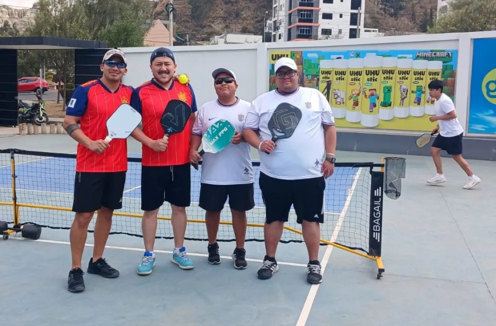 Cuatro jugadores del pickleball. Foto: Luis Flores.