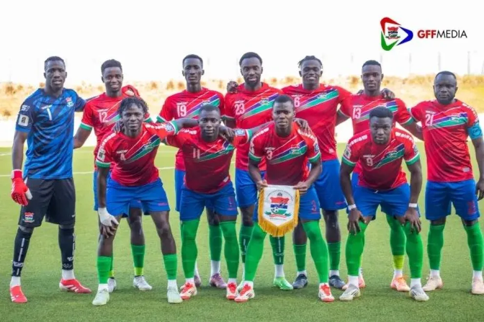 El plantel de Gambia en un partido anterior. Foto: GFF.