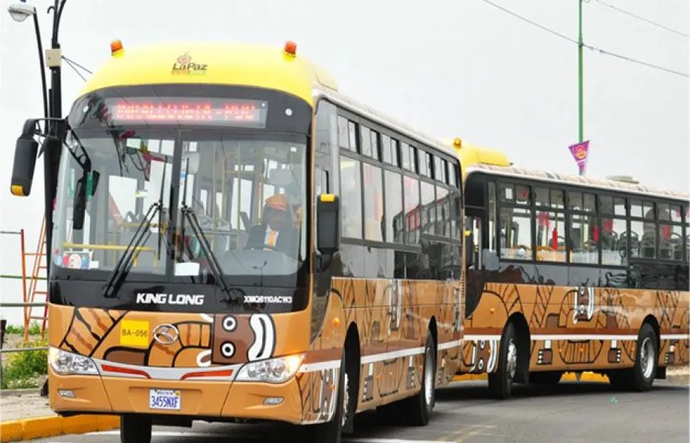 El alcalde de La Paz busca una compensación de Bs 15 millones para mantener el precio del pasaje en los Puma Katari. Foto: GAMLP