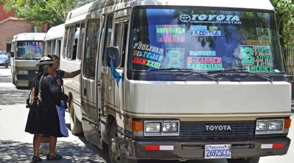 La tarifa transitoria del pasaje del transporte público es de Bs 3,50. Foto La Voz de Tarija