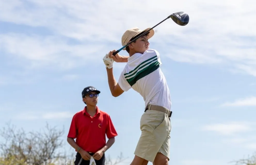 El golfista boliviano Gabriel Monasterio durante su participación en el Campeonato Sudamericano. Crédito: Prensa Fesgolf