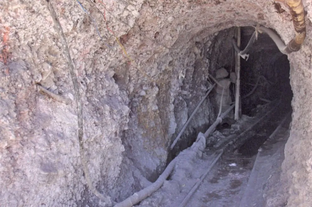 El socavón de una de las minas de Potosí. Foto El Potosí