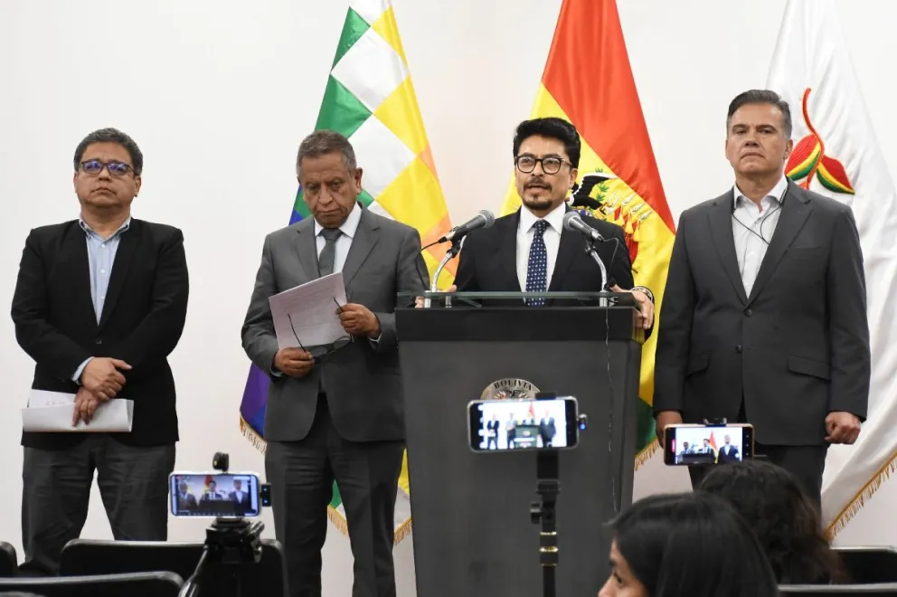 Ministros de Estado fijaron el lunes la posición del gobierno sobre sanciones de EEUU. Foto: APG