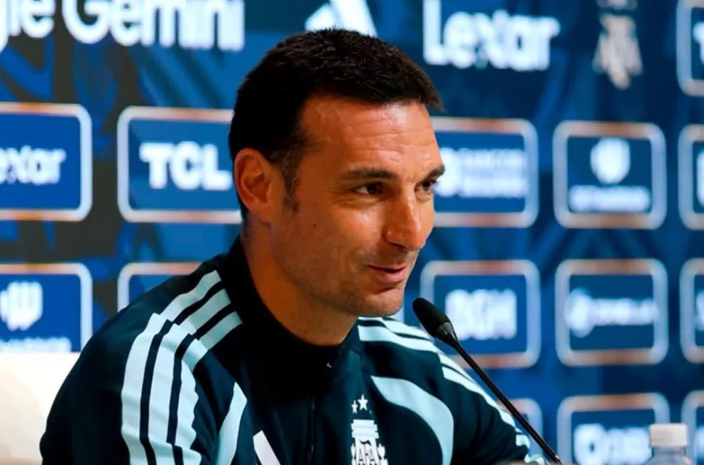 Scaloni durante su conferencia de prensa. Foto: AFA.