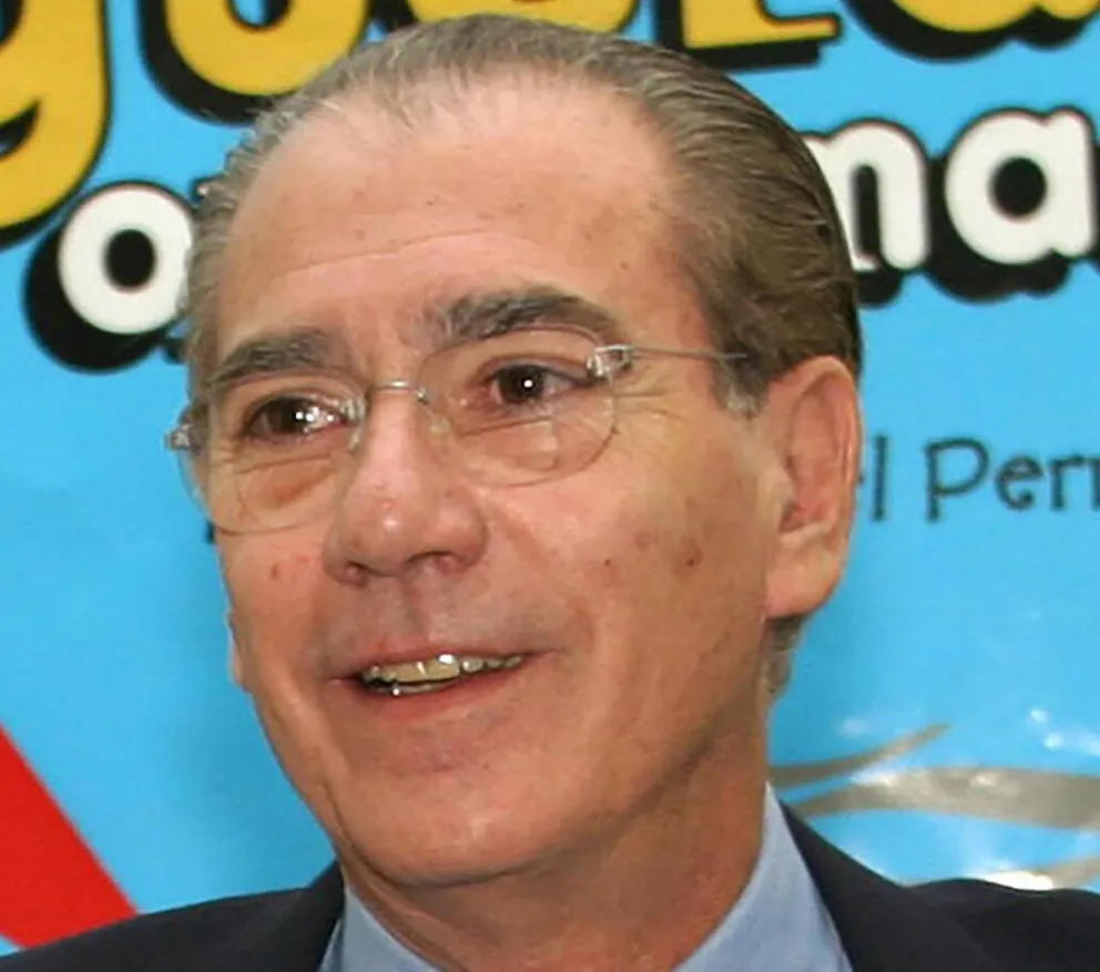 Fotografía de archivo del 7 de abril de 2005 que muestra al actor mexicano Otto Sirgo durante una rueda de prensa en Ciudad de México (México). EFE