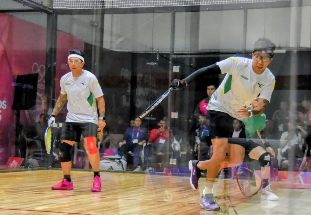 Moscoso (der.) y Carrasco, durante los Juegos Suramericanos. Foto: Santa Fe 2026.