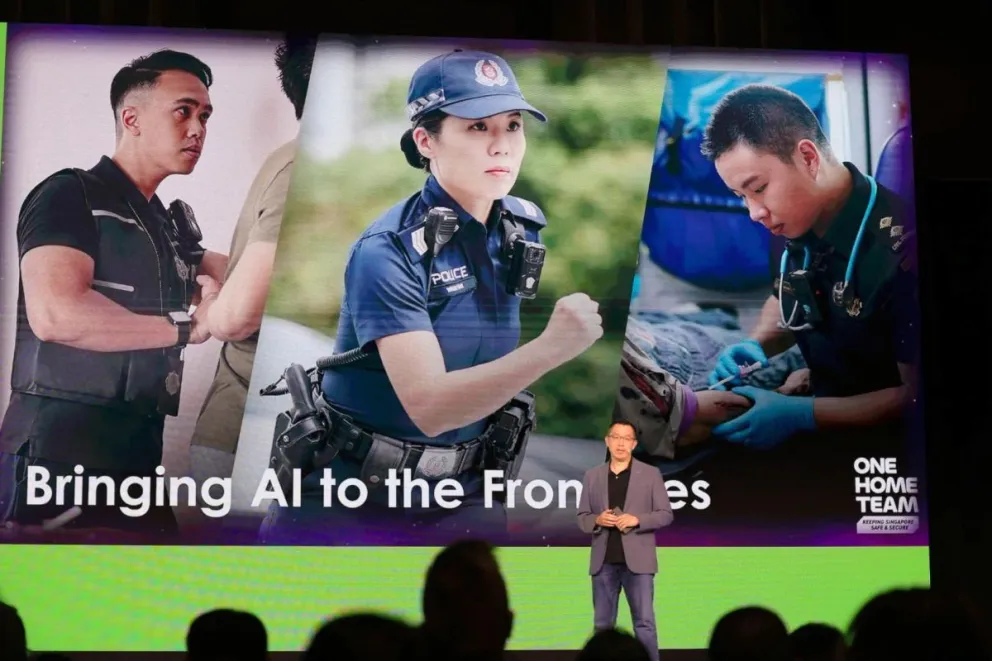 Singapur informó este jueves de la inauguración de un centro para desarrollar robots humanoides con inteligencia artificial. Foto: EFE