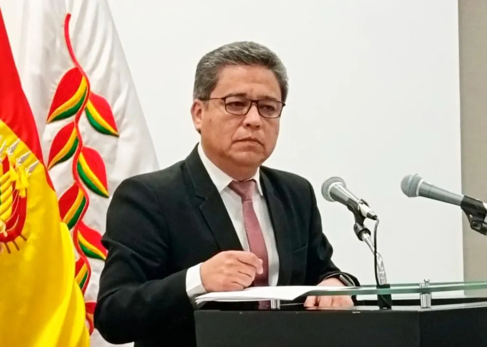 El vocero presidencial, José Luis Gálvez, en conferencia de prensa. Foto: GOBCOM BOLIVIA