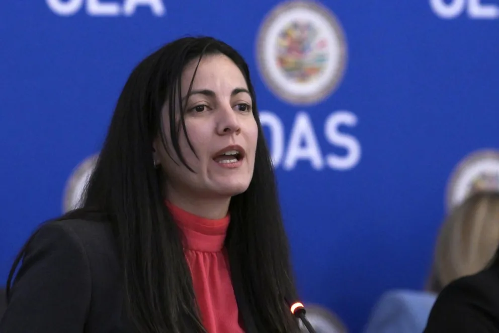 La relatora para Nicaragua de la Comisión Interamericana de Derechos Humanos (CIDH), Rosa María Payá, habla en la trigésima primera reunión de consulta de Ministros de Relaciones Exteriores celebrada este viernes, en Washington (EE.UU.). EFE