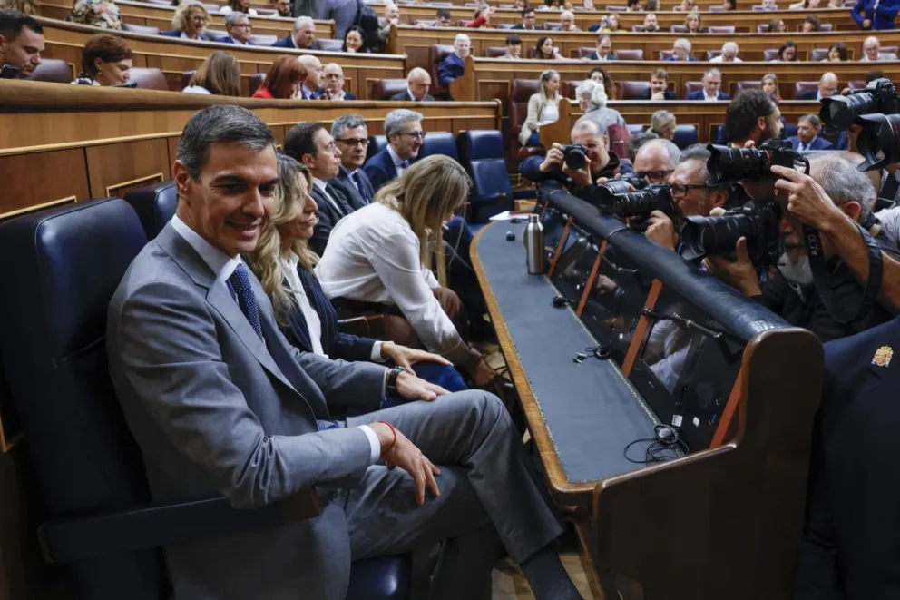 El presidente del Gobierno español, Pedro Sánchez, en el Congreso de los Diputados en Madrid el 2 de octubre de 2026. Foto: EFE