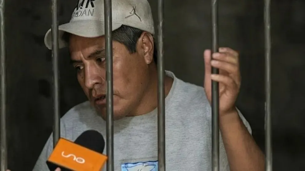 Nelson Virreira, dirigente campesino afín al expresidente Evo Morales, en celdas de la FELCC. Foto Red Uno.