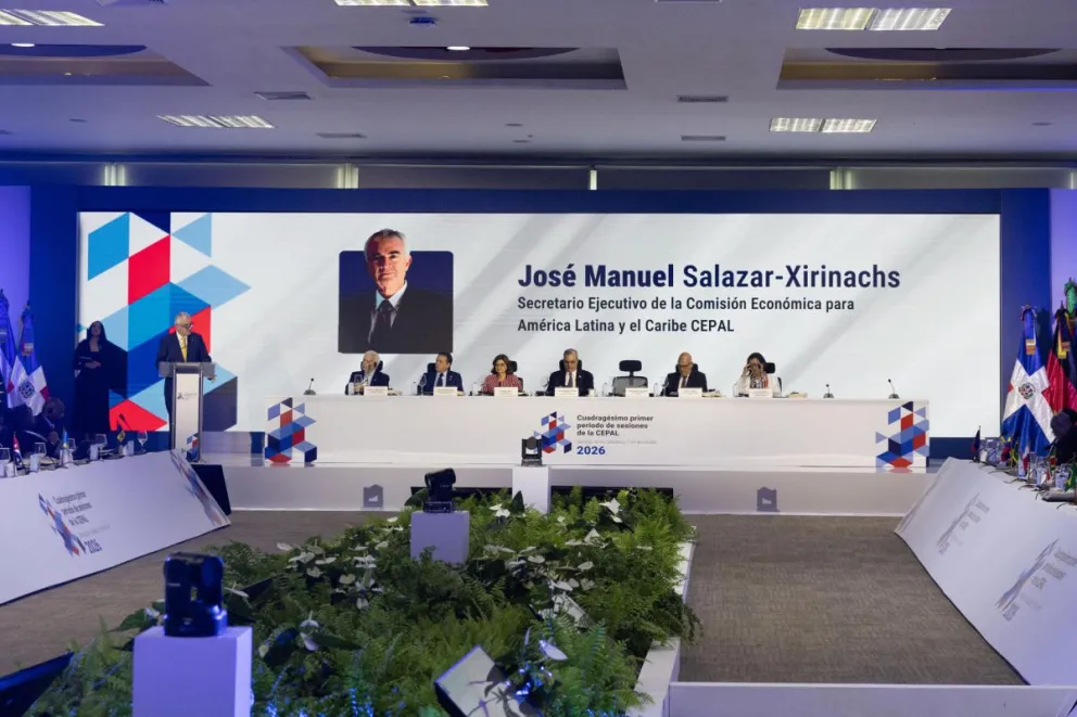 El secretario ejecutivo de la Comisión Económica para América Latina y el Caribe (Cepal), José Manuel Salazar-Xirinachs (3-i), fue captado este 7 de octubre, durante la inauguración del 41º período de sesiones de la Cepal. Foto: EFE 