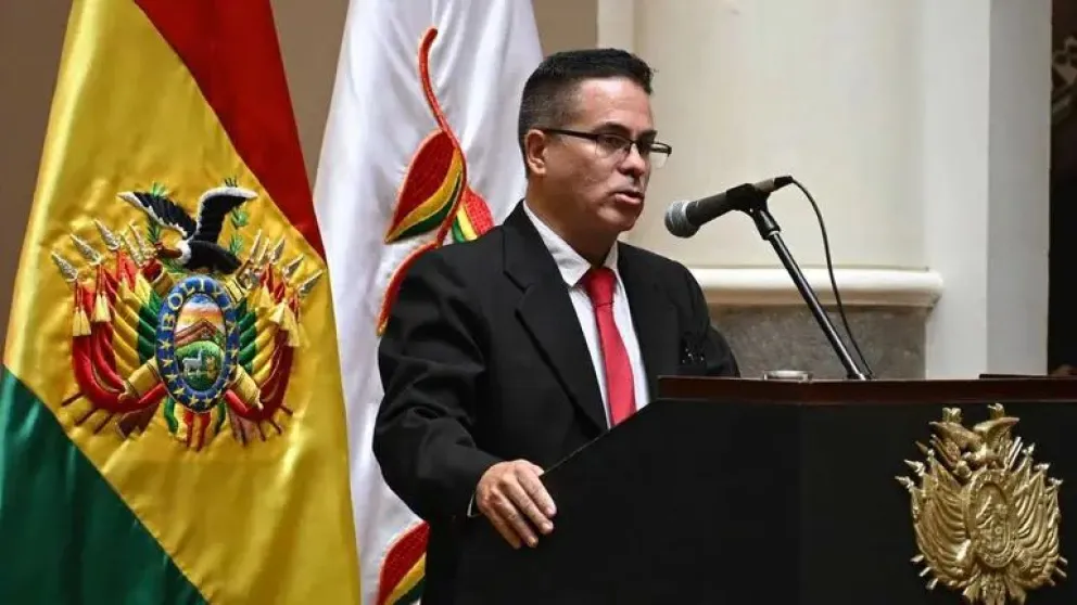 El fiscal General interino Armando Urioste en el acto de reconocimiento en el viejo Palacio Quemado
