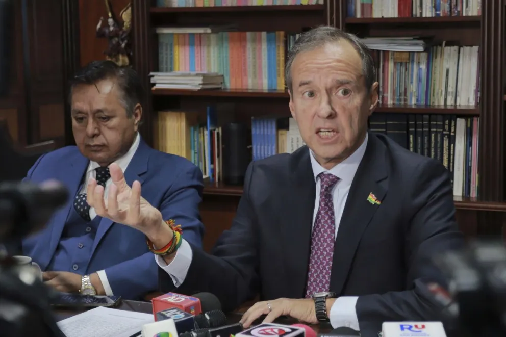 Tuto Quiroga, jefe de Libre, en una rueda de prensa. Foto: APG 