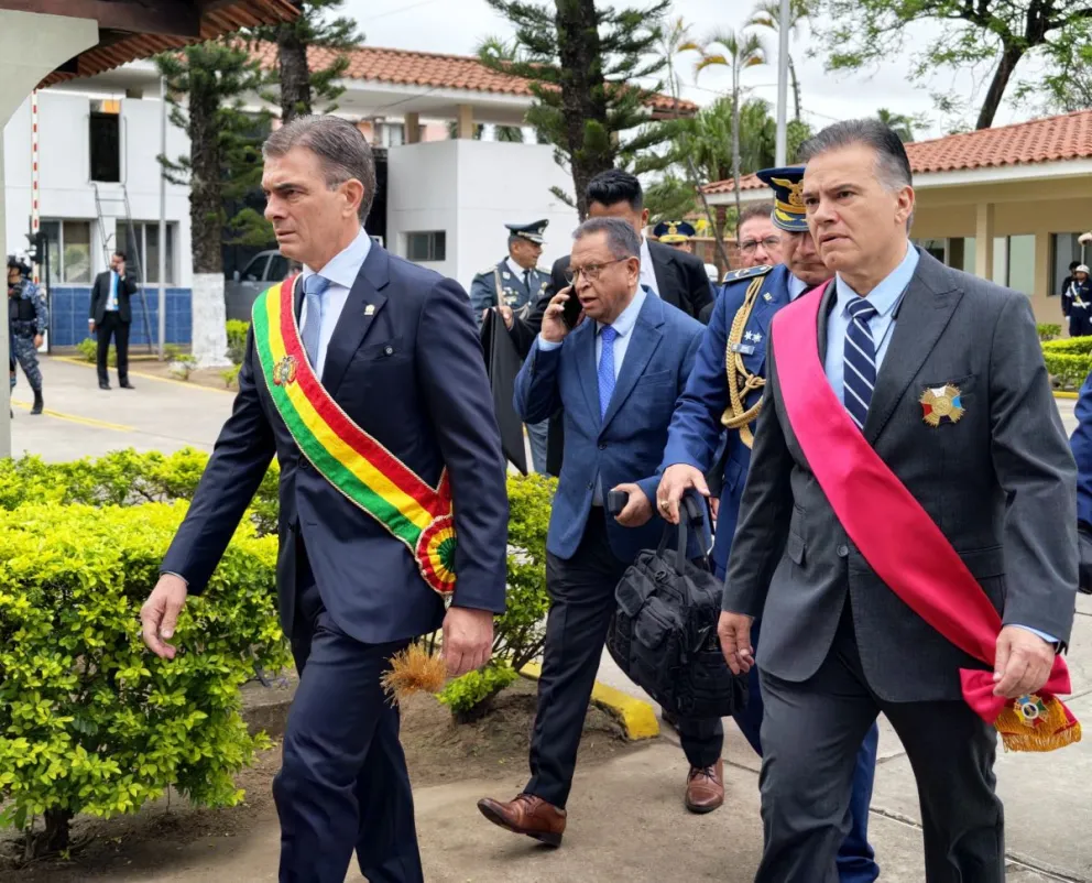El presidente Rodrigo Paz en el acto de la FAB en Santa Cruz. Foto: Of. del Presidente 