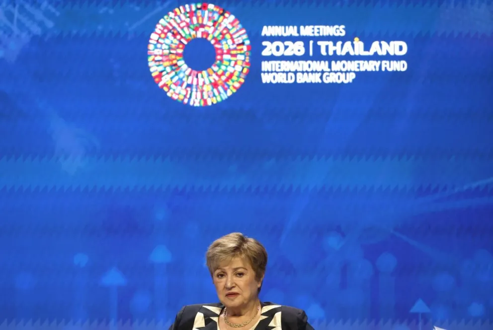 La directora del Fondo Monetario Internacional (FMI), Kristalina Georgieva, durante un acto en Bangkok con motivo de la Reunión Anual del FMI y el Banco Mundial. Foto: EFE 