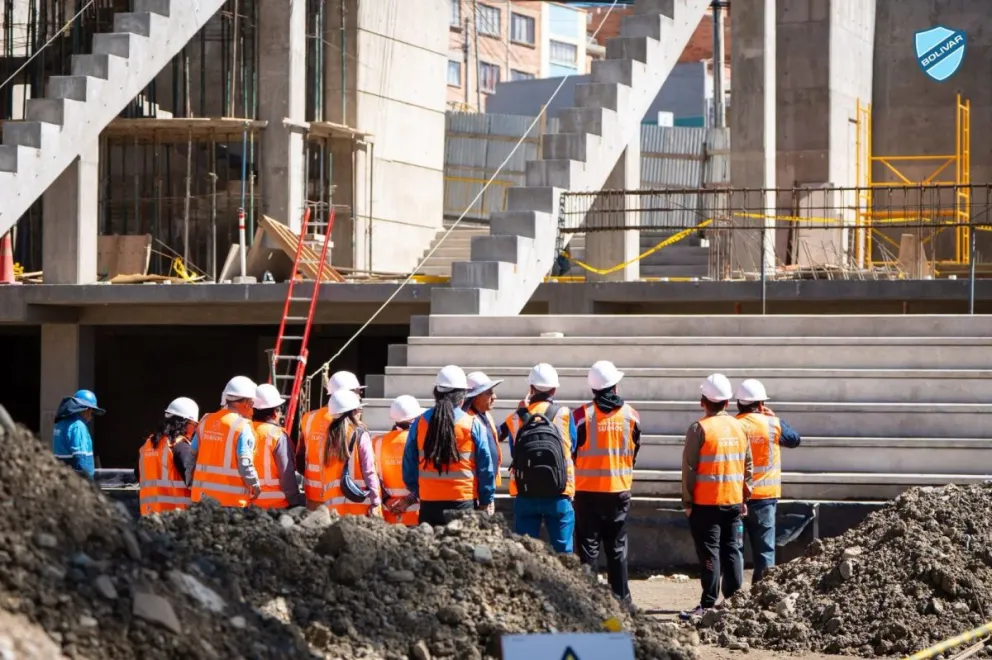 Las obras que se realizan en el estadio de la zona de Tmebladerani. Foto: CB